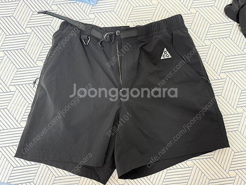 ACG 하이킹 쇼츠 반바지 L사이즈 팝니다--0