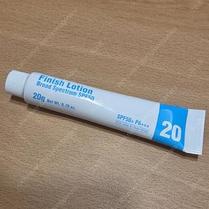 코나피딜 파메스테틱 피니쉬로션 선크림 썬크림 새상품