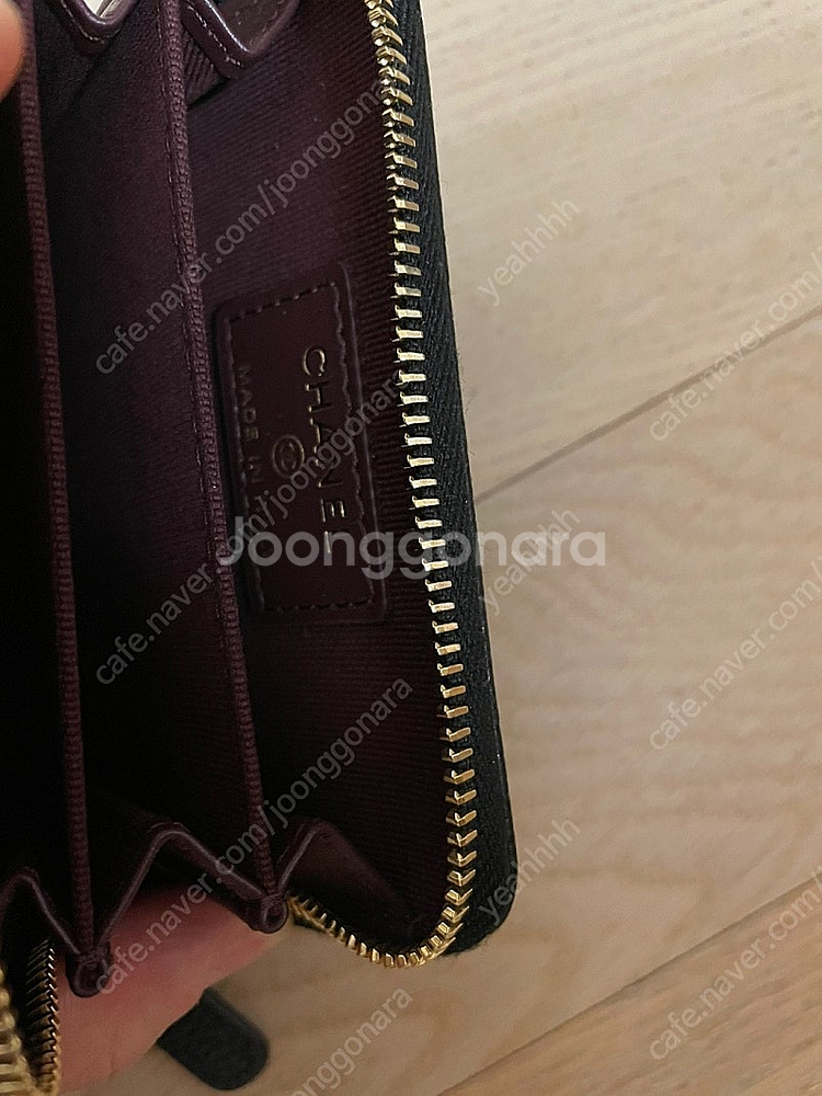 ******샤넬 클래식 지퍼돌이 블랙 금장 새상품급--4