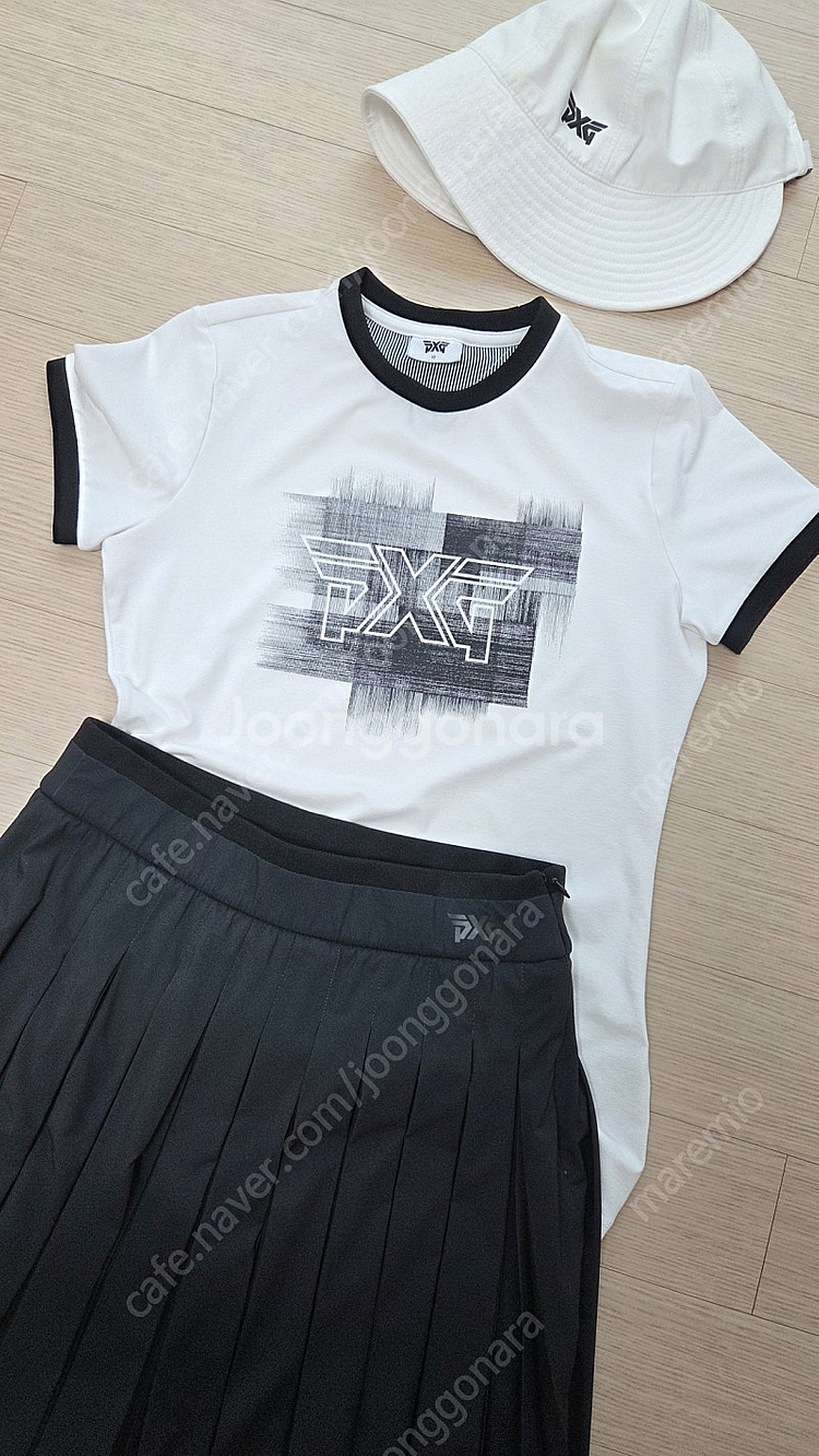 가격내림- PXG 정품) 반팔티셔츠+스커트 +숏보넷--1
