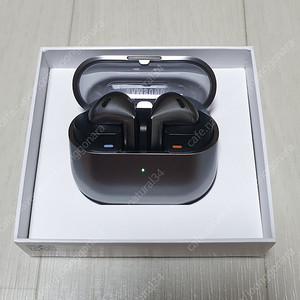 [부산] 갤럭시 버즈3 실버. 새상품급