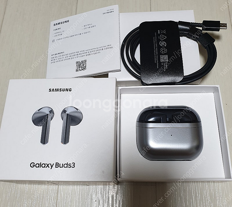 [부산] 갤럭시 버즈3 실버. 새상품급--1