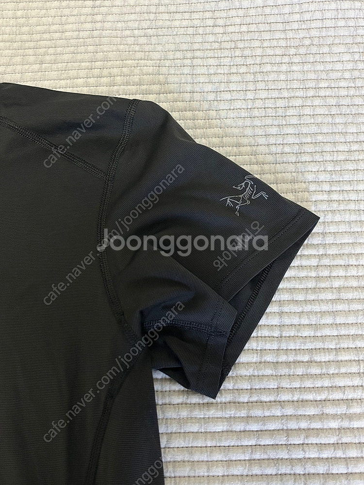 아크테릭스 기능성 반팔 여성 m--1