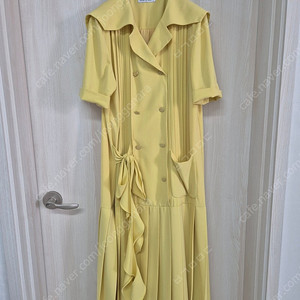 럭키슈에뜨 엘로우 리본프릴원피스