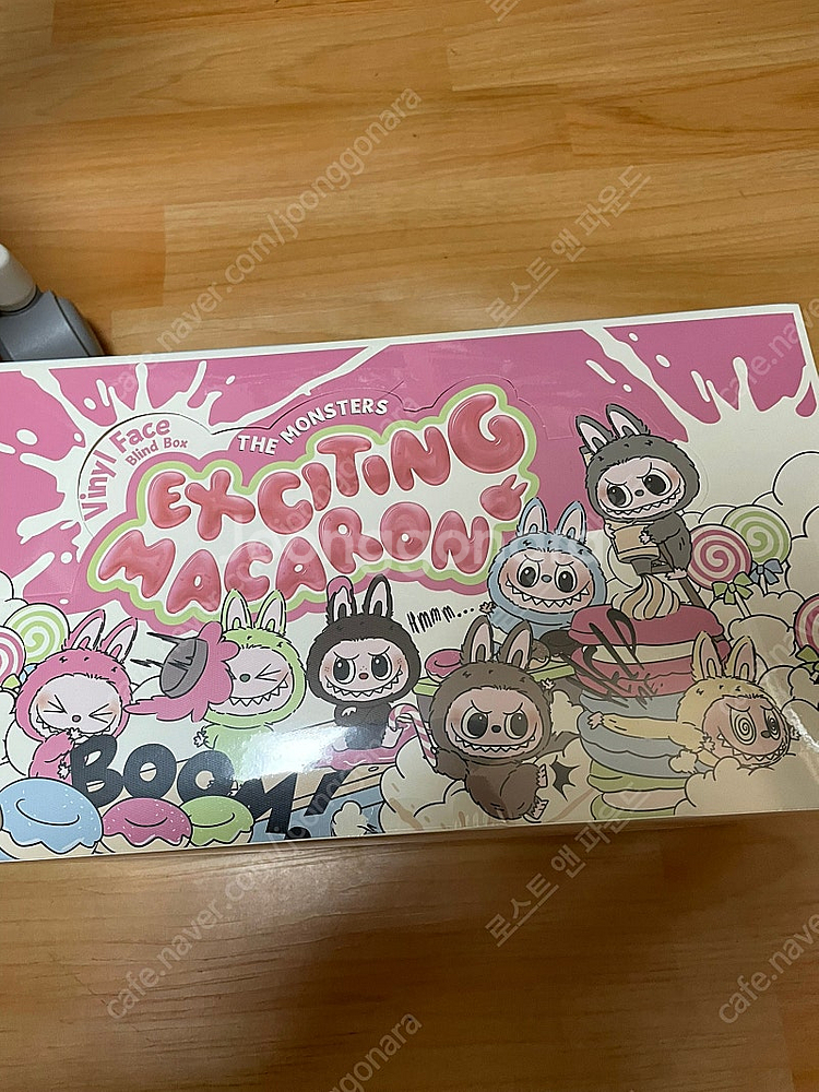 라부부 마카롱 6개 미개봉 박스 209,000원 택포--0