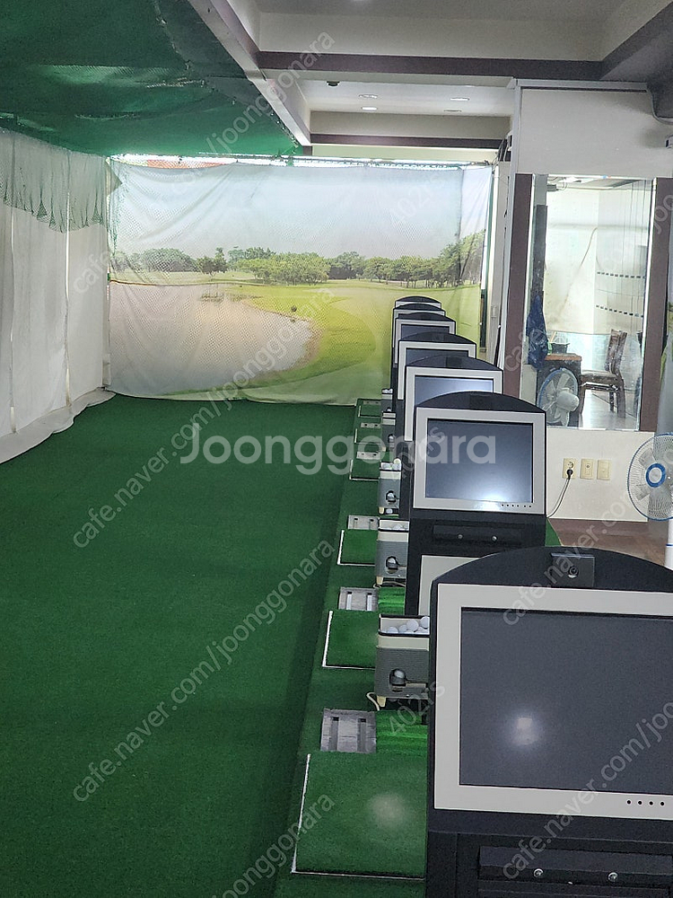 위너골프테크 스크린연습기기 팝니다--1