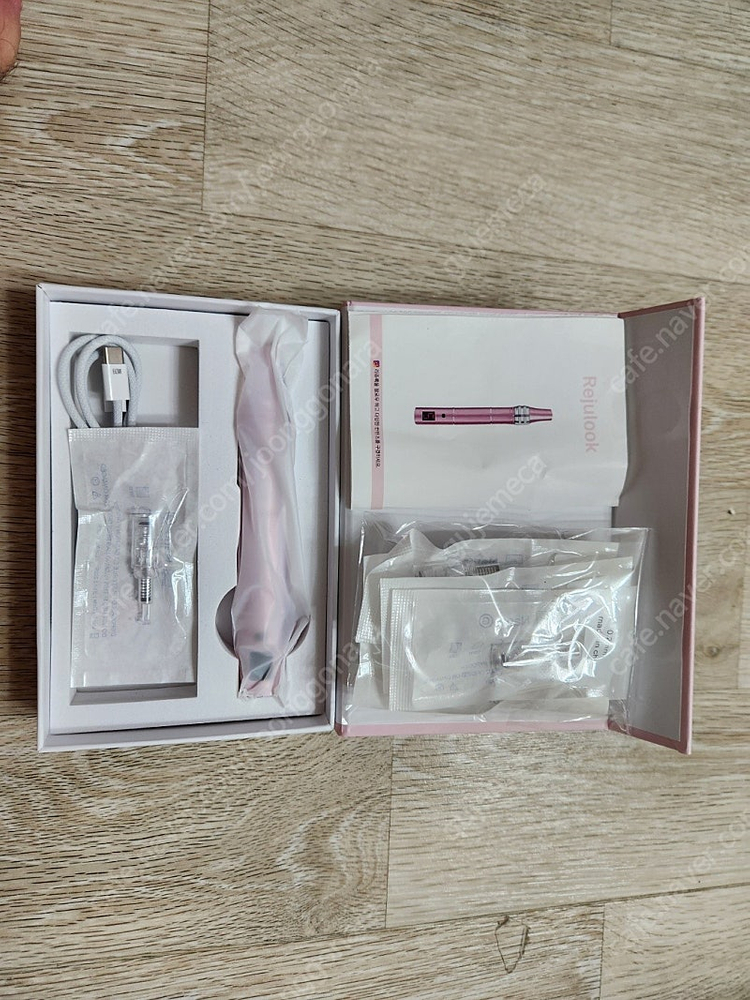 리쥬룩 MTS 정품 홈케어 나노샷 프리티프릭 + 나노샷 총 5개(7가지 LED기능 탑재) 판매 합니다.--1