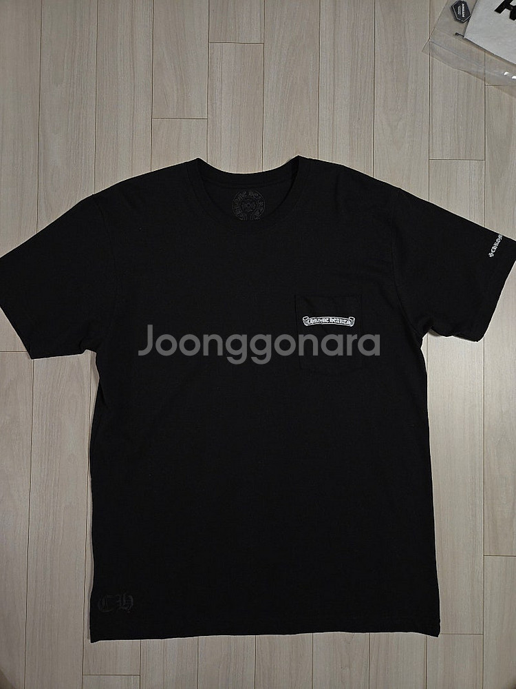 크롬하츠 스크롤 로고 티셔츠 블랙 XL사이즈 팝니다.--4
