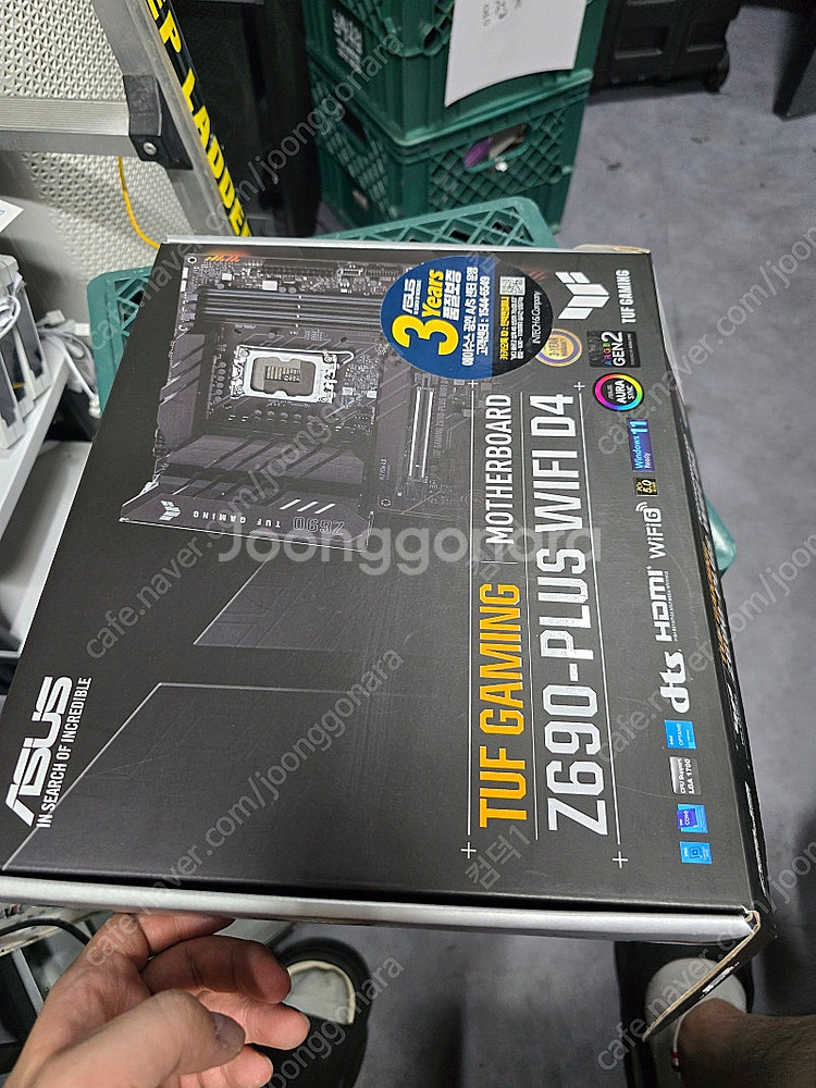 ASUS TUF GAMING Z690-PLUS WIFI...--0