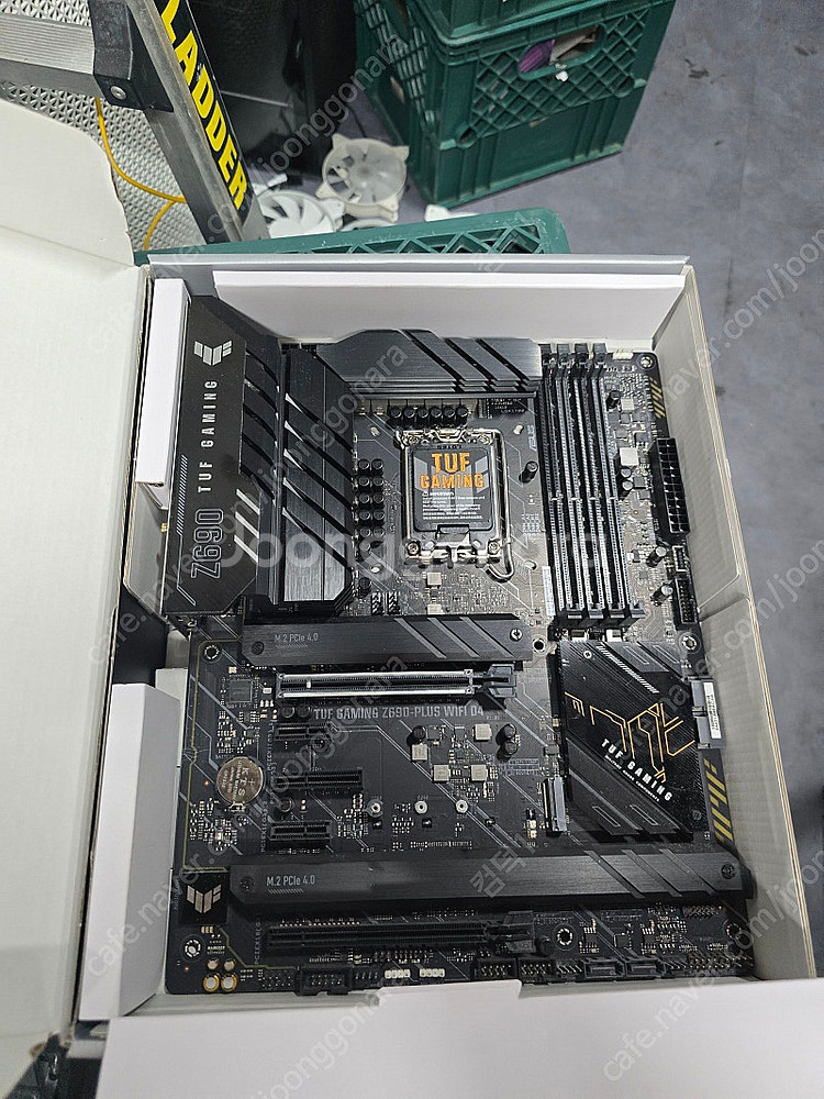 ASUS TUF GAMING Z690-PLUS WIFI...--1