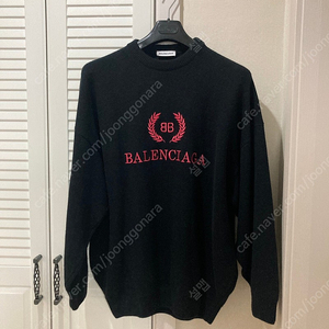 발렌시아가 월계수 니트 L사이즈