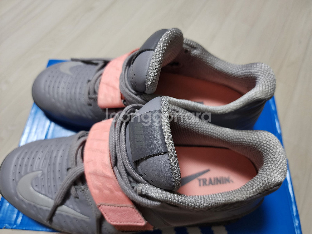 [가격인하]나이키 로말레오3 XD 회/핑 255cm / 아디다스 파워리프트5 그레이 260cm 판매--3