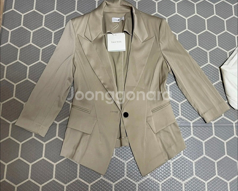 (새상품)발렌시아 스판자켓2개 일괄55사이즈--1