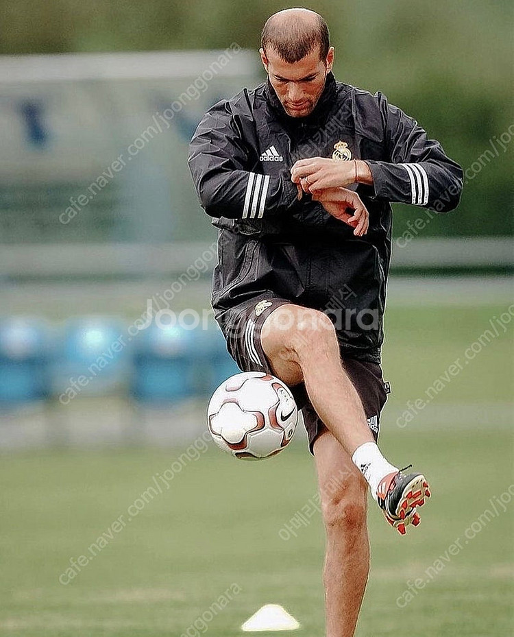 [XL] 레알마드리드 100주년 바람막이 판매--0