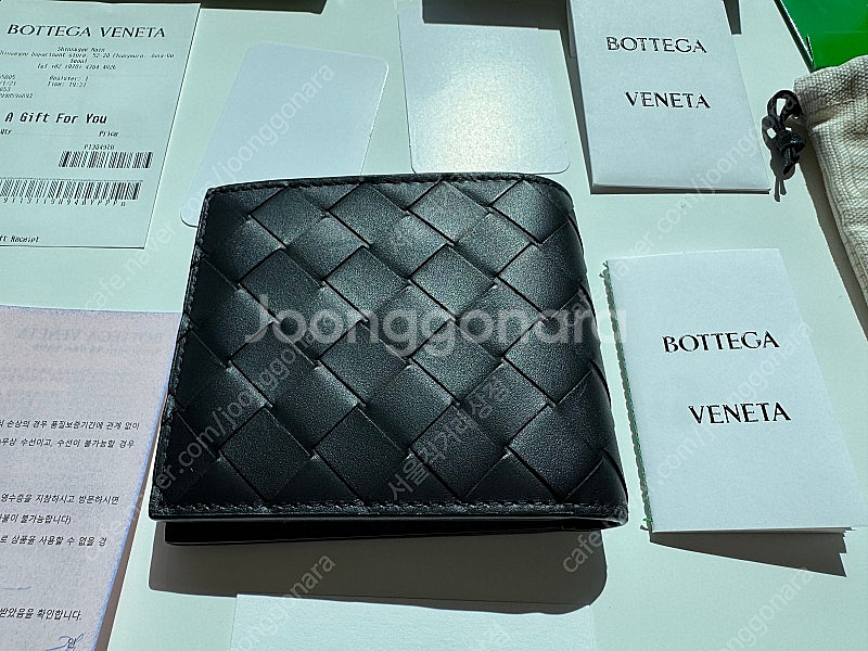 25SS 보테가베네타 남자지갑 인트레치아토 반지갑 거의새것--2