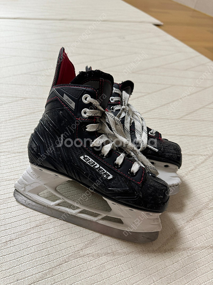 바우어 아동용 아이스 하키 스케이트(Y13.5 207mm)--1