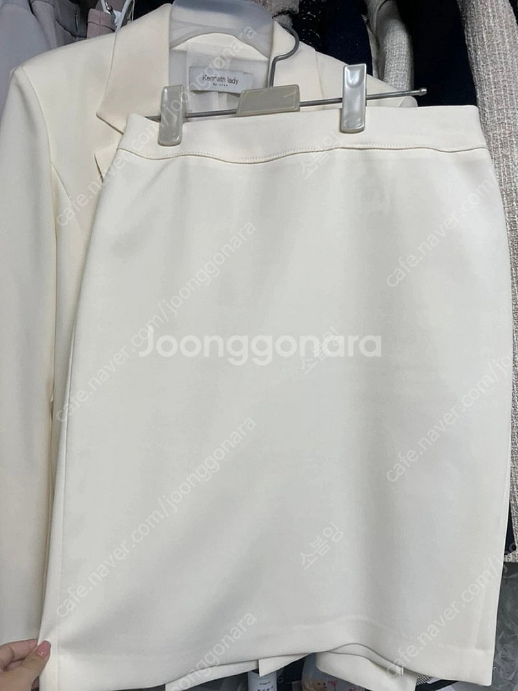 케네스레이디 정장 자켓 치마 세트 55--1