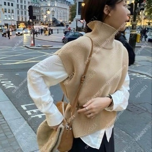 UMER 유메르 루즈 터틀 캐시 베스트 (cashmere 100) 카멜 새제품