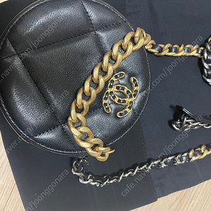 샤넬 동그리19 탬버린백