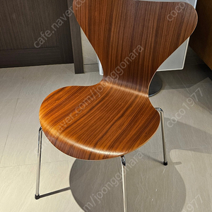 프리츠한센 세븐체어 월넛