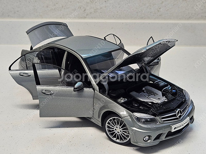 1/18 1:18 오토아트 벤츠 W204 C63 AMG...--6