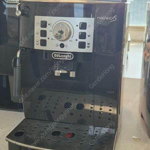 드롱기 마그니피카S ECAM22 110 B 전자동 에스프레소 커피 머신(국내 정품)