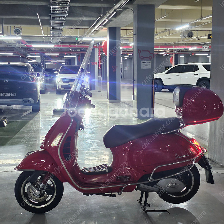 베스파 GTS125 2020년식신형 5만km 270만원...--2