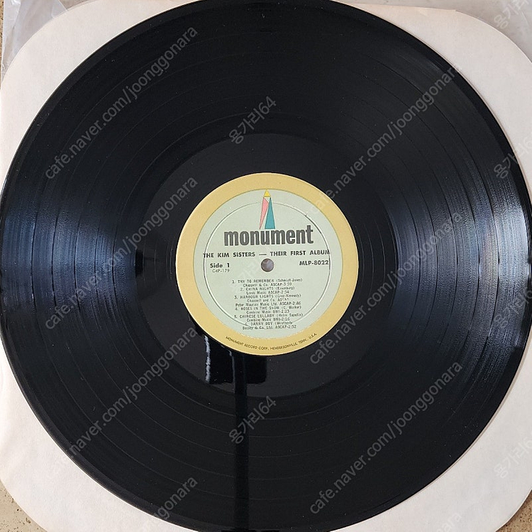 Kim Sisters 김씨스터즈 미국반 LP (모노 초반)--2