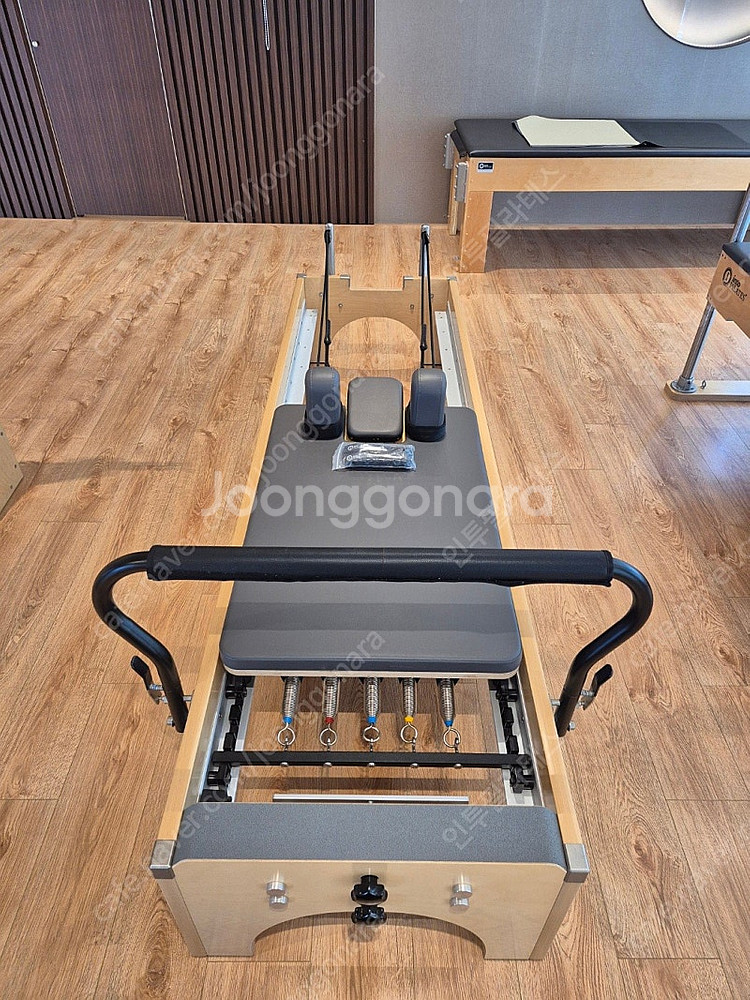 인투필라테스 리포머팝니다(색상변경가능)--1