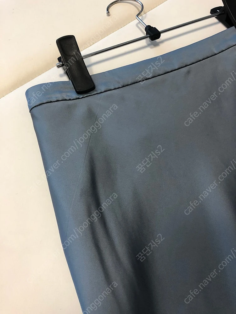 한섬 시스템 새틴 수술 롱 스커트 치마 경조사 결혼식 하객룩 올드머니룩 SYSTEM 이미지