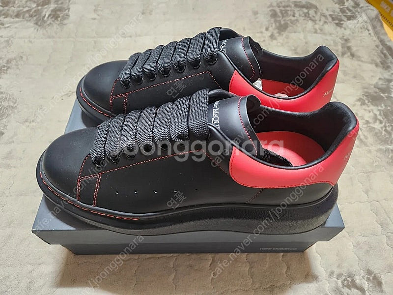 새제품 남성 알렉산더맥퀸 오버솔 280사이즈--1