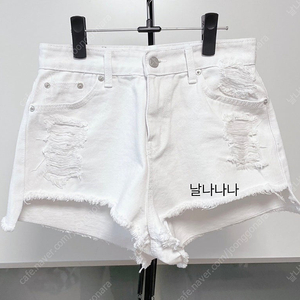 *새상품* 보헤미안서울 컷팅 데미지 쇼츠 반바지화이트