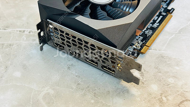 GIGABYTE 라데온 6800 XT GAMING OC...--2