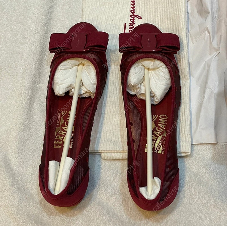 페라가모 바라도트 레드 새상품 5D--1