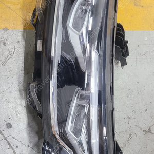 SM6 헤드라이트 26060-2223R 40만원 / 택배비 별도