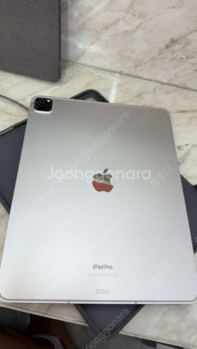 아이패드 6세대 12.9 실버 / 1 TB / 셀룰러 / 애케플 26.4.4 / 펜슬2정품 / 로지텍콤보터치키보드 ...--2