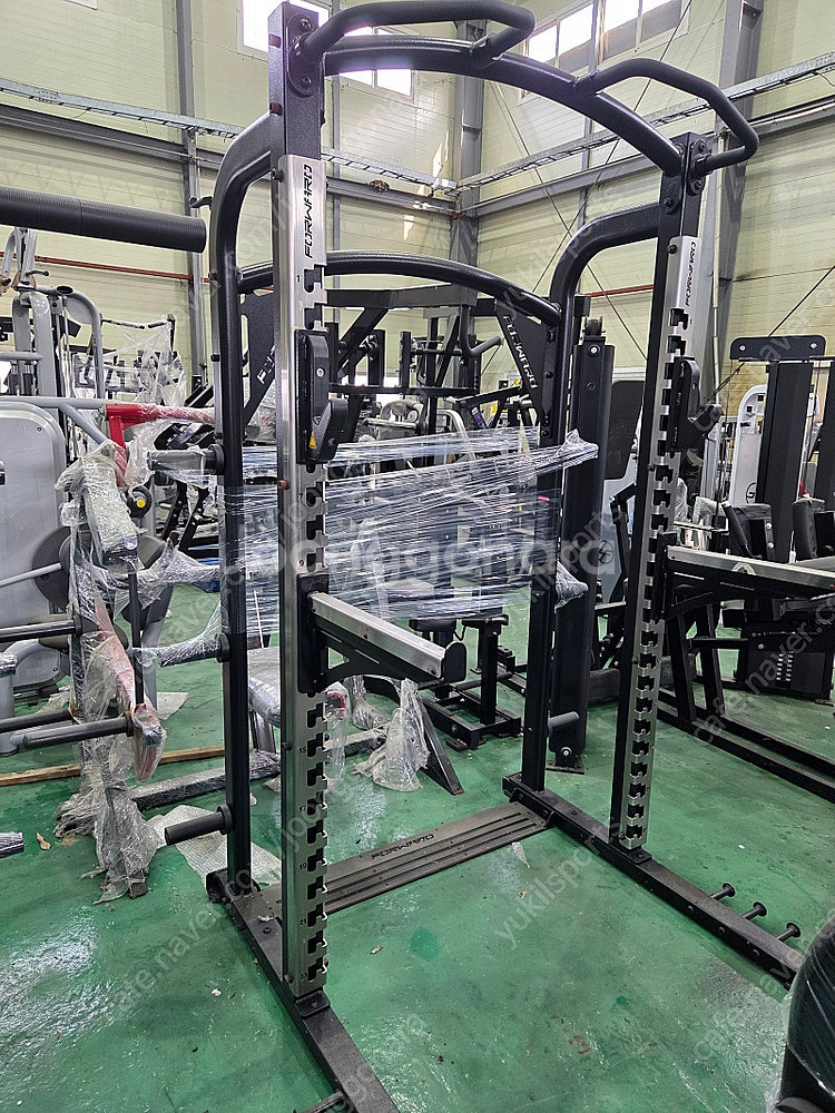 카이로스/스미스, 하프렉, 핵프레스, 숄더 프레스, 하아로우, 랫풀다운, 파워레그프레스--3