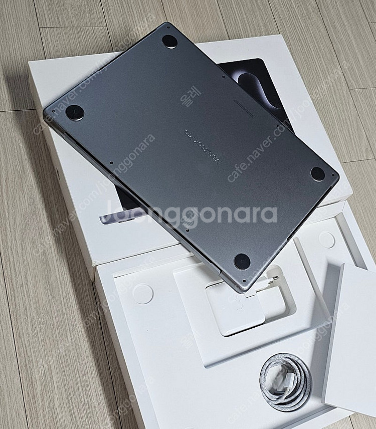 맥북 프로 pro M3 16gb 14인치 싸이클5 10...--1
