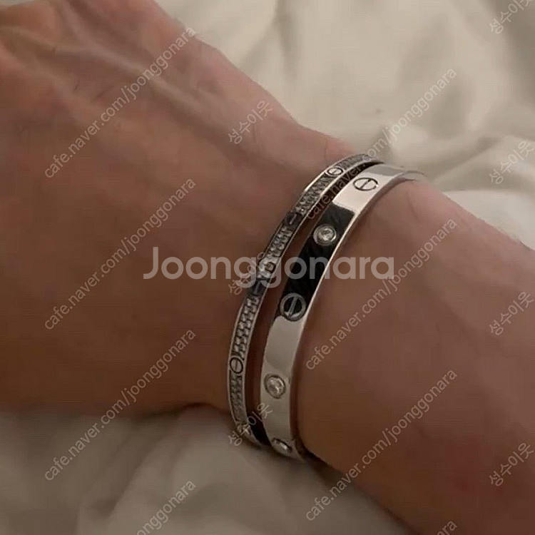 까르띠에 러브 팔찌 다이아 6p 화이트골드 17호--0