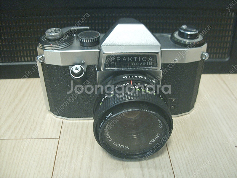 PRAKTICA NOVA1B + PENTACON AUT...--0