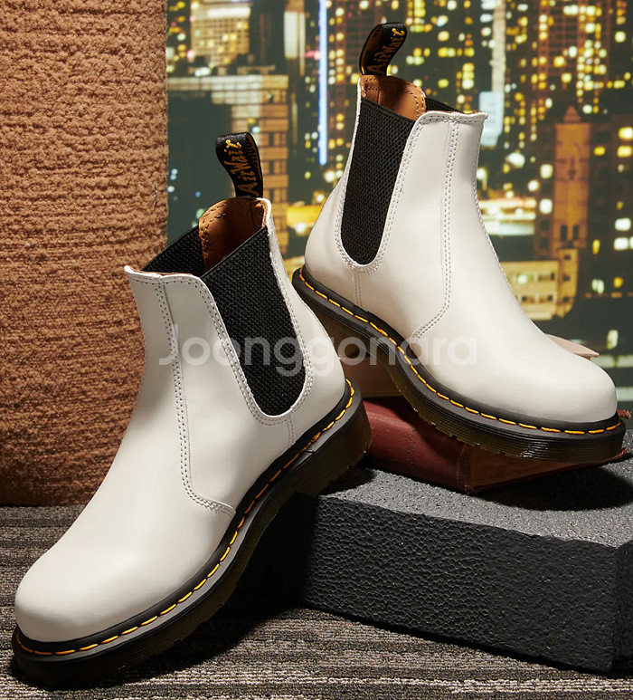 [닥터마틴] 2976 스무스 첼시 부츠 정품 260--1