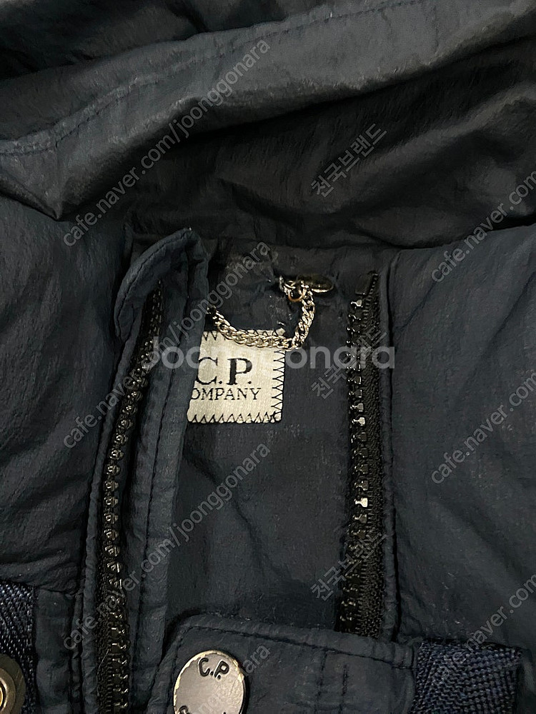 CP컴퍼니 패딩조끼 95--1