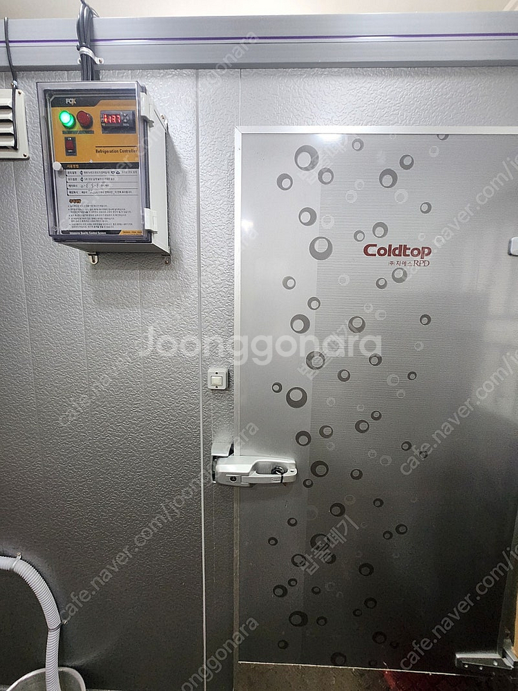 3평 냉동창고 특A급입니다.--0