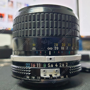 니콘 nikon MF 85mm f2 Ai 렌즈