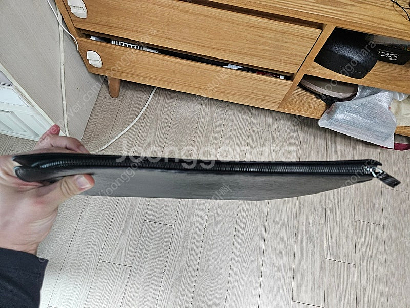 몽블랑 클러치 판매합니다--3