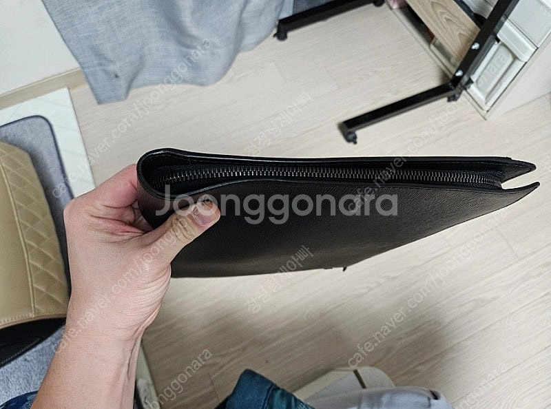 몽블랑 클러치 판매합니다--6