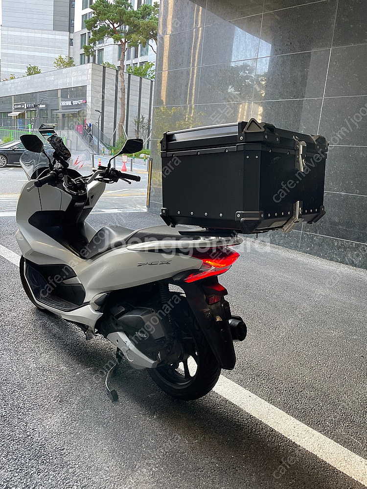 PCX 더뉴 배달셋 팝니다 19년식 100만원--3