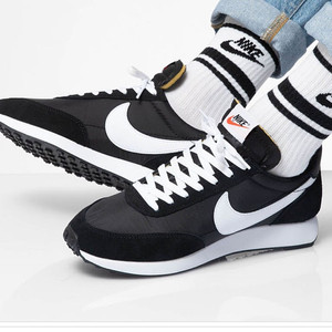 275) 나이키 에어 테일윈드 검흰 운동화 스니커즈