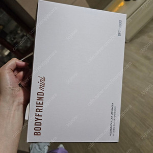 바디프랜드 미니 목어깨 마사지기 베이비핑크 BFT1000 팝니다.