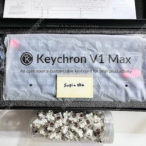 서울-키크론 V1 Max(영문).로지텍 T650 터치패드.매직 마우스2.로지텍 MASTER3(S)전용 케이스